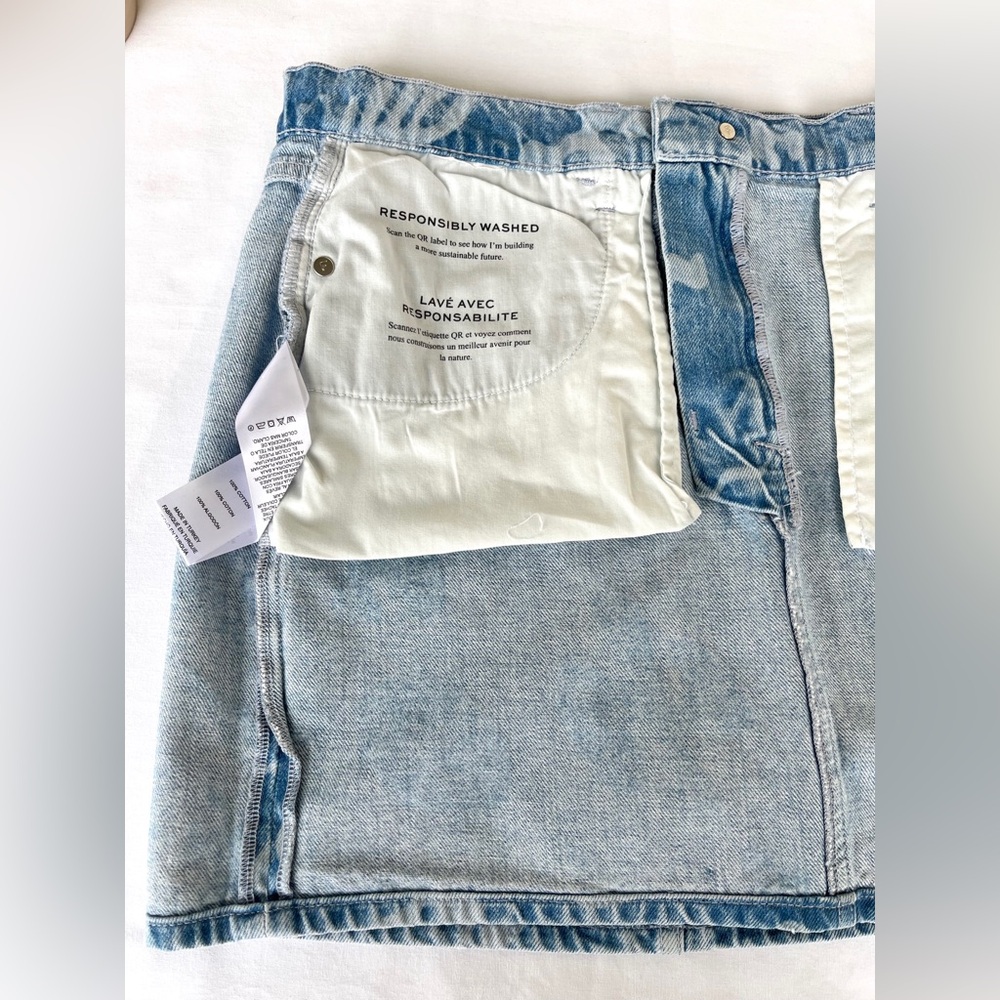 Frame Denim | NWT Mini Denim Skirt - Picture 15 of 16